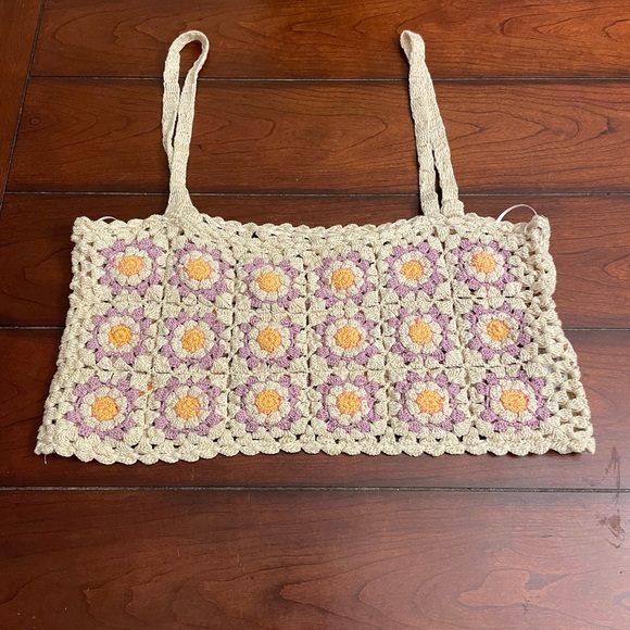 Zara Tops - Zara Crocheted Floral‎ Crop Top